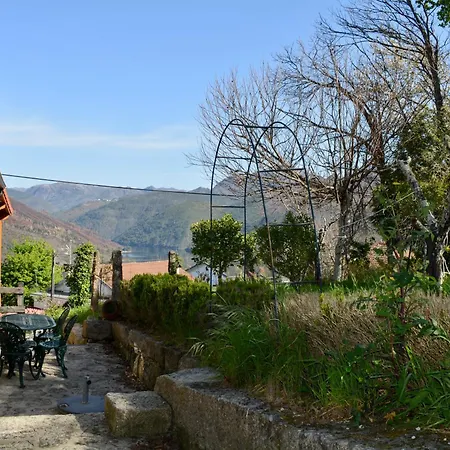 Castelo Geres - Exquisite Eco-cottage - Jacuzzi Lindoso