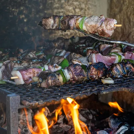 Castelo Geres - Exquisite Eco-cottage - Jacuzzi بيت للعطل *