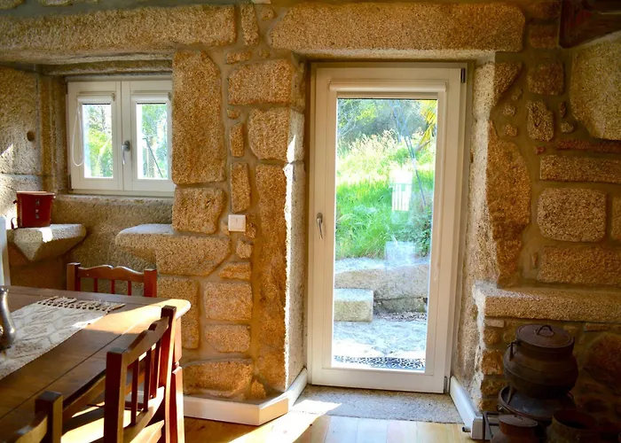 Castelo Geres - Exquisite Eco-cottage - Jacuzzi