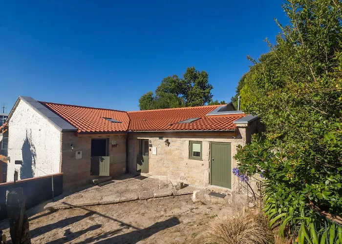 Дом отдыха Castelo Geres - Exquisite Eco-cottage - Jacuzzi