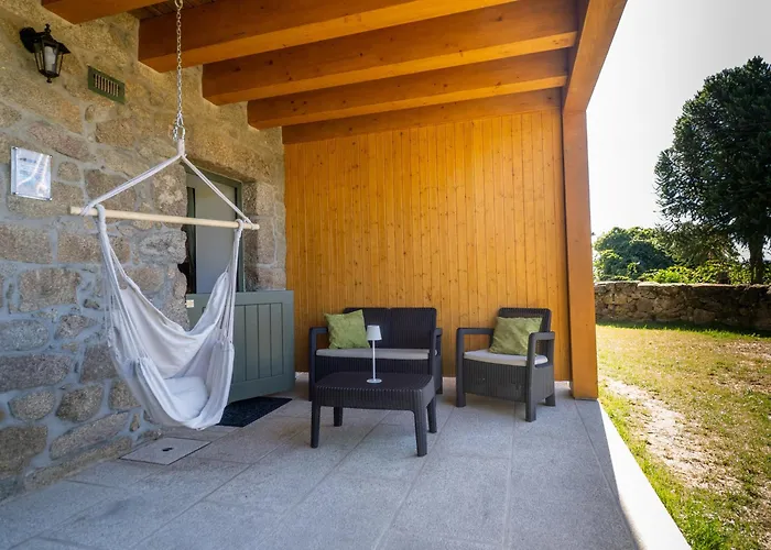 Castelo Geres - Exquisite Eco-cottage - Jacuzzi * Lindoso